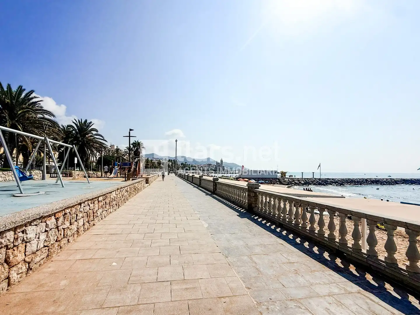 Vista exterior de Pis en venda en Sitges amb Aire condicionat, Terrassa i Traster