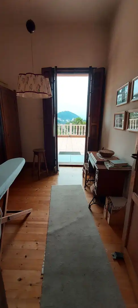 Finca rústica en venda en Salas amb Calefacció, Jardí privat i Parquet