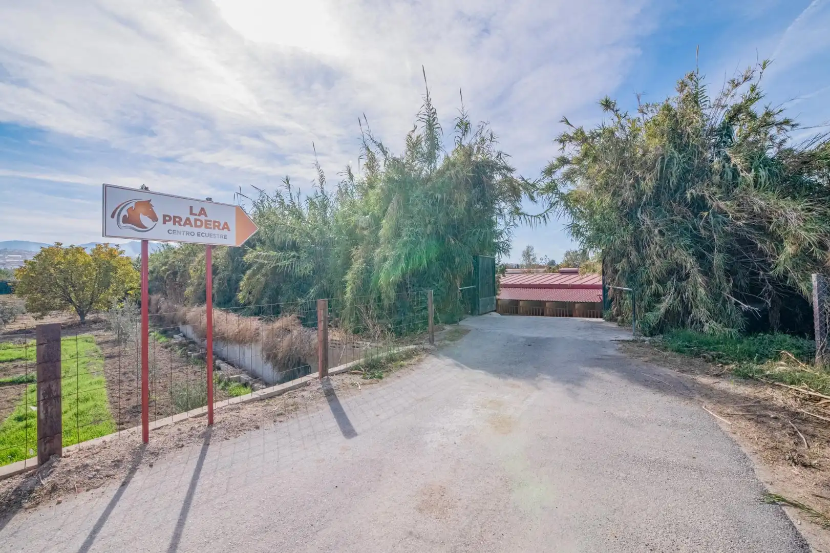 Finca rústica en venta en La Zubia