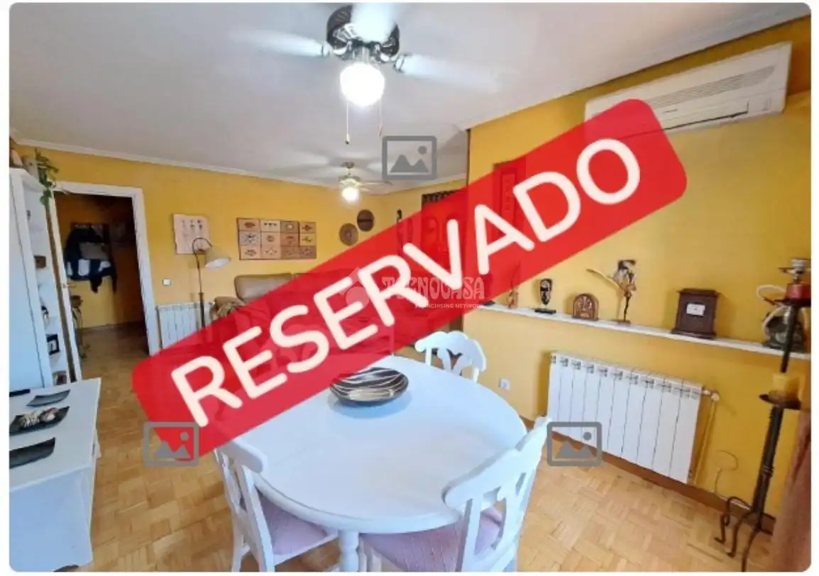Kitchen of Flat for sale in Parla  with Air Conditioner, Heating and Parquet flooring