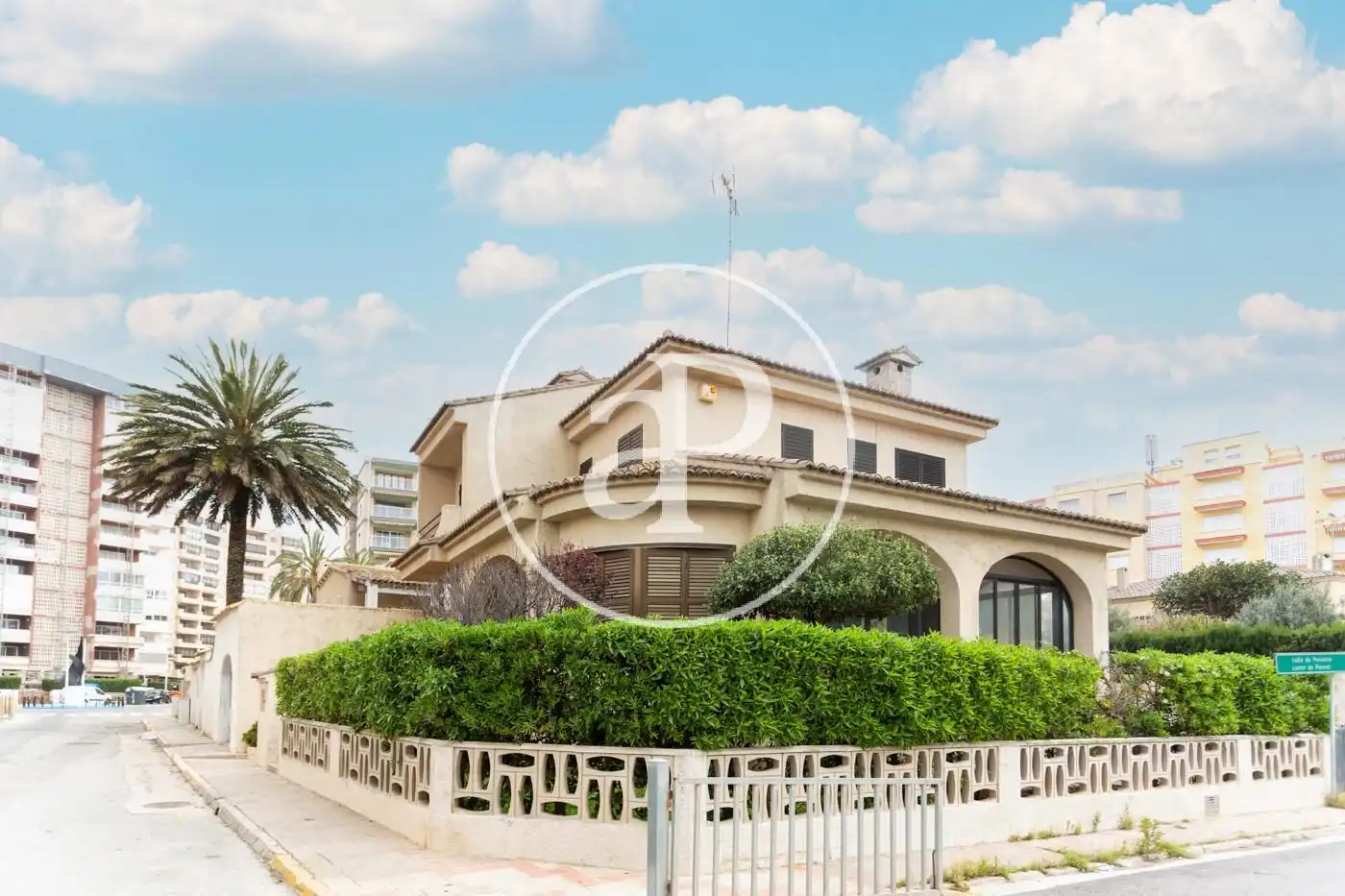 Vista exterior de Casa o xalet en venda en Sueca amb Aire condicionat, Calefacció i Jardí privat