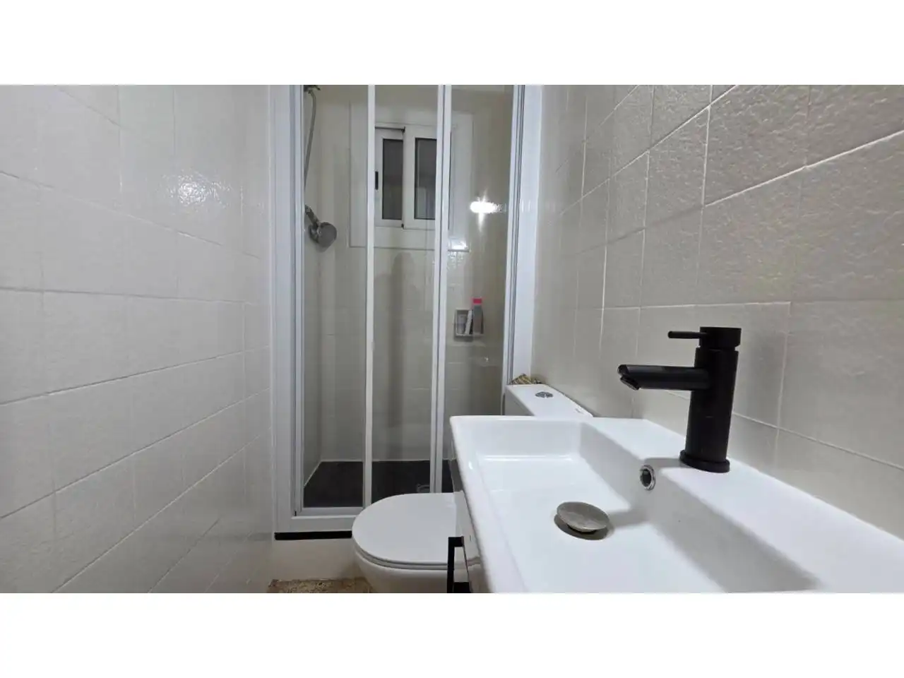Flat for rent in Calle Felip II, La Sagrera