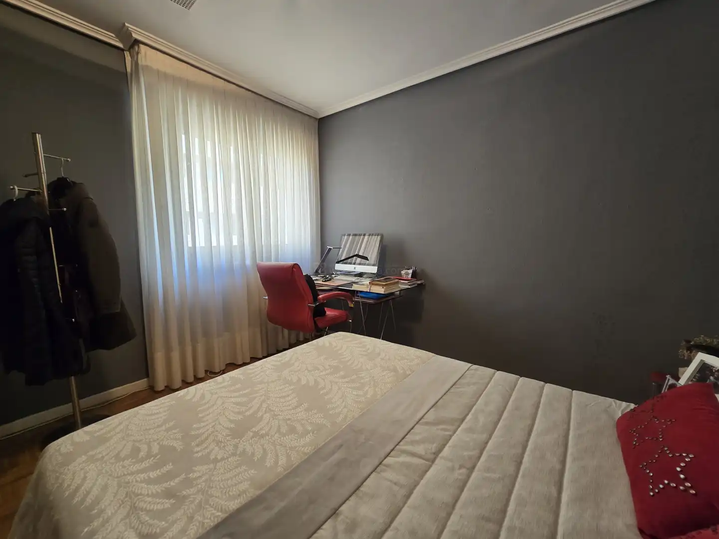 Schlafzimmer von Wohnung zum Verkauf in  Logroño mit Heizung, Parkett und Abstellraum