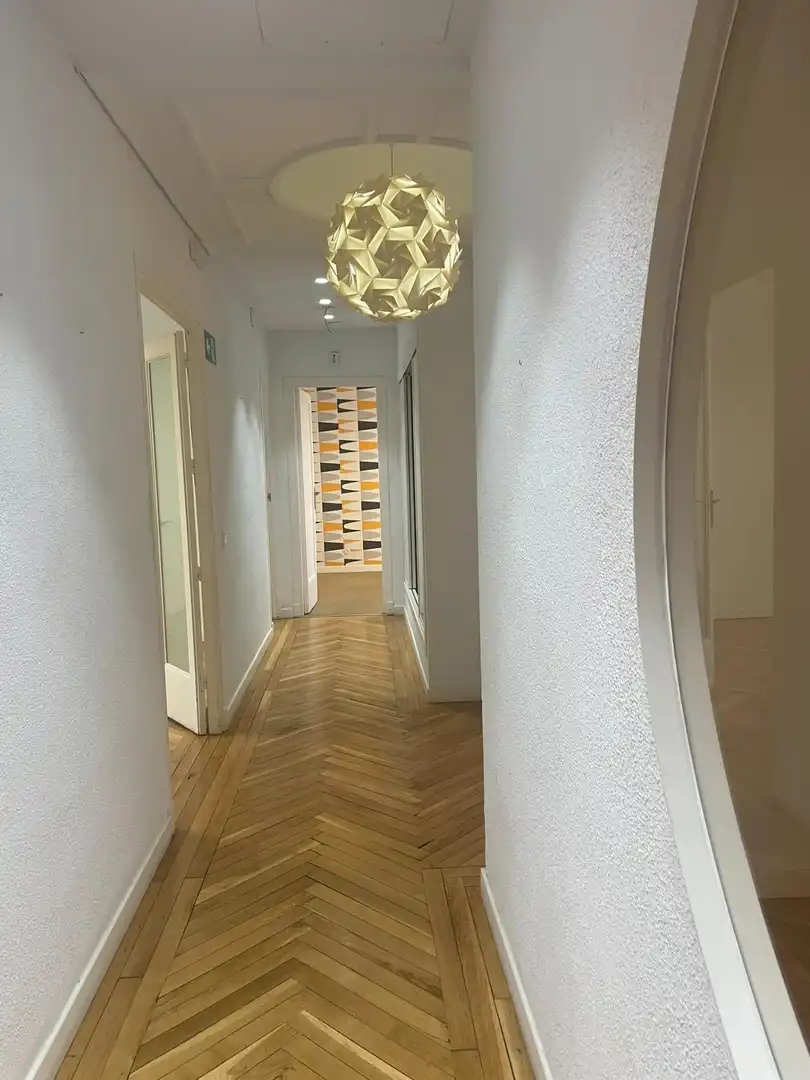 Office for rent in Almagro
