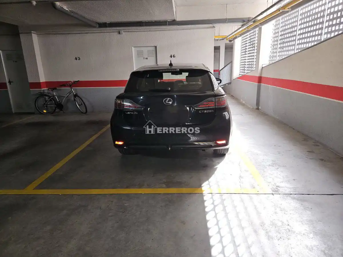 Parking for sale in de la sierra 31, imagen 3