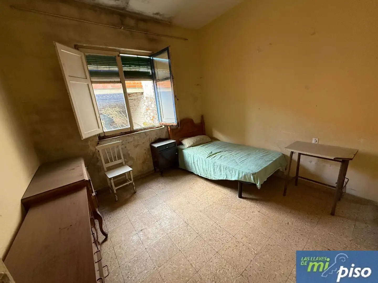 Bedroom of Houses for sale in Pedrajas de San Esteban  with Private garden, Terrace and Storage room