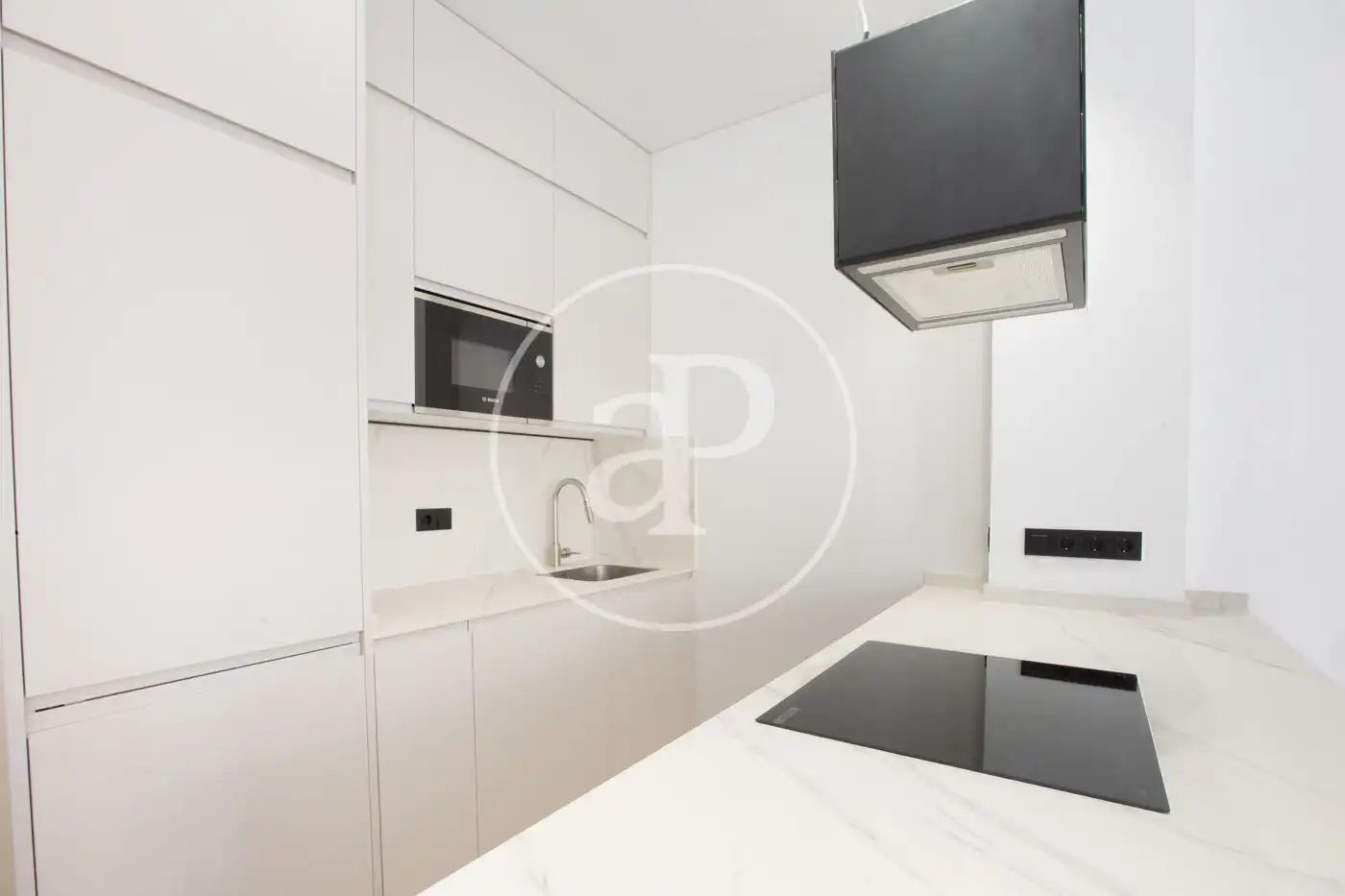 Cocina de Piso de alquiler en Valencia con Aire acondicionado y Balcón