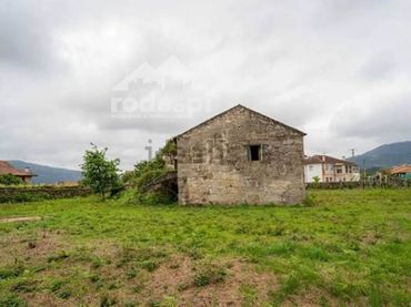 Terrain rustique à vendre à TORGAN