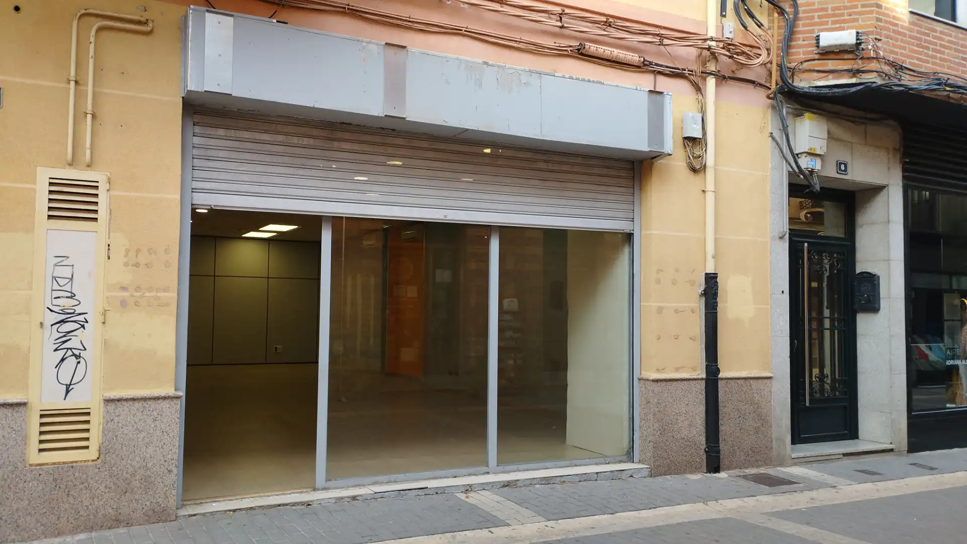 Gewerbefläche zur Miete in Calle Bernal Díaz del Castillo 8