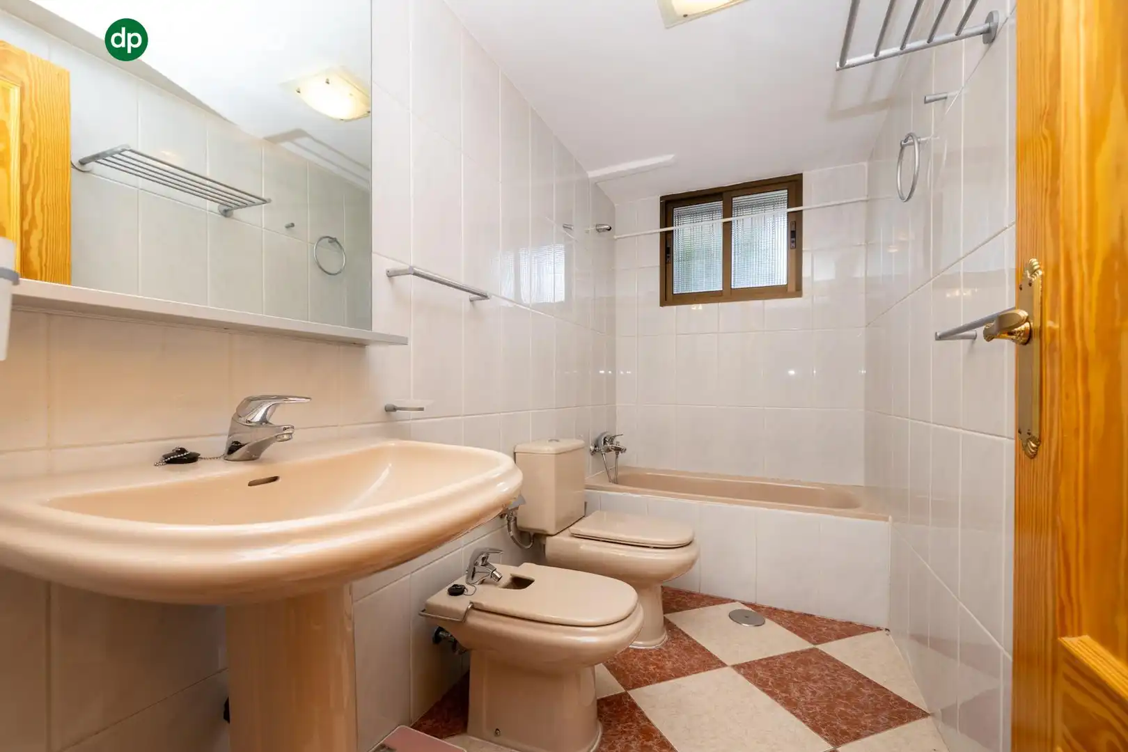 Villa mit Pool zum Verkauf in Calle Lindaraja, imagen 38
