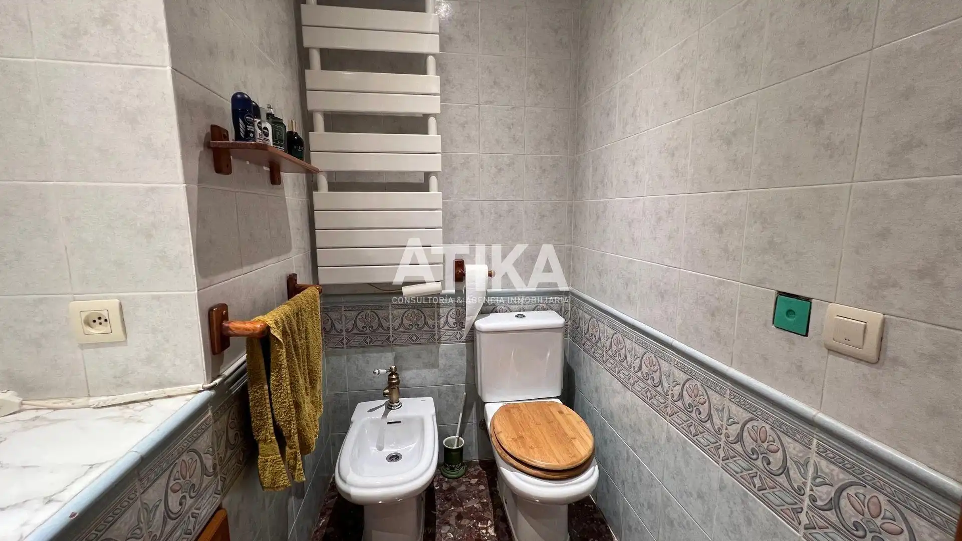 Bathroom of Flat for sale in Ontinyent  with Heating, Terrace and Storage room
