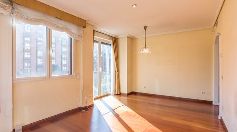 Foto 4 de Piso en venta en Calle Nogales, Acacias, Madrid Capital