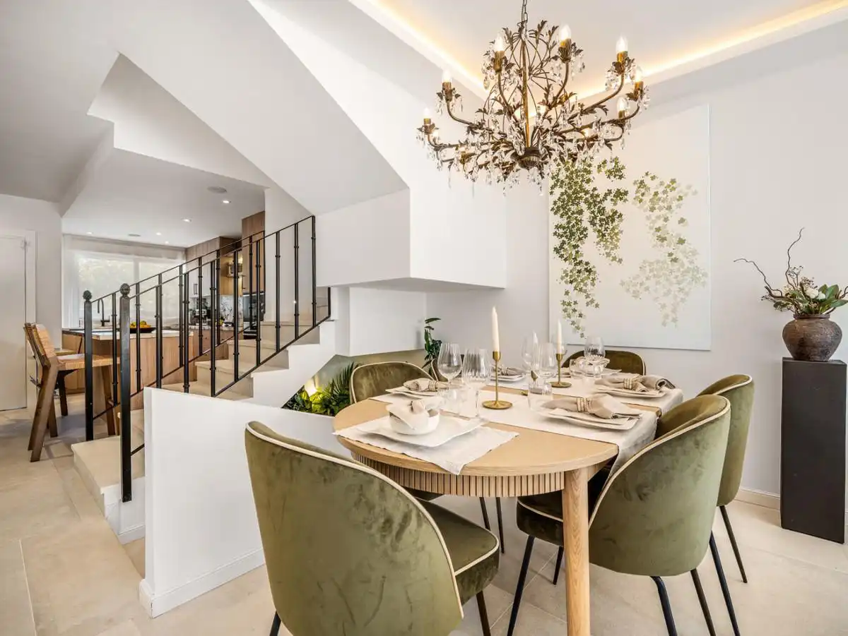 Casa a schiera con terrazza in vendita a ESCUELAS EL ANGEL-NVA ANG 9, imagen 2