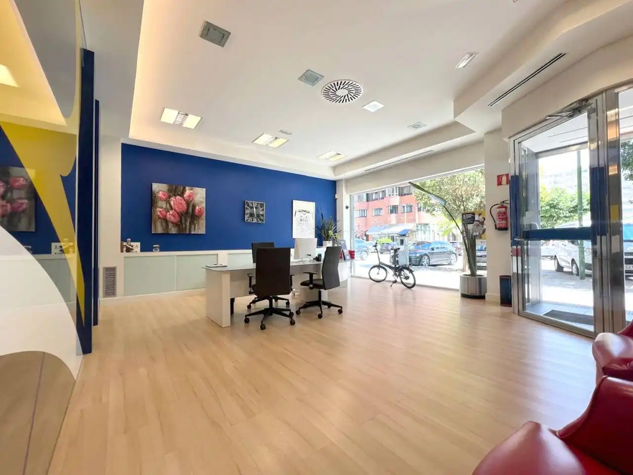Büro zur Miete in Burgos mit Klimaanlage und Heizung