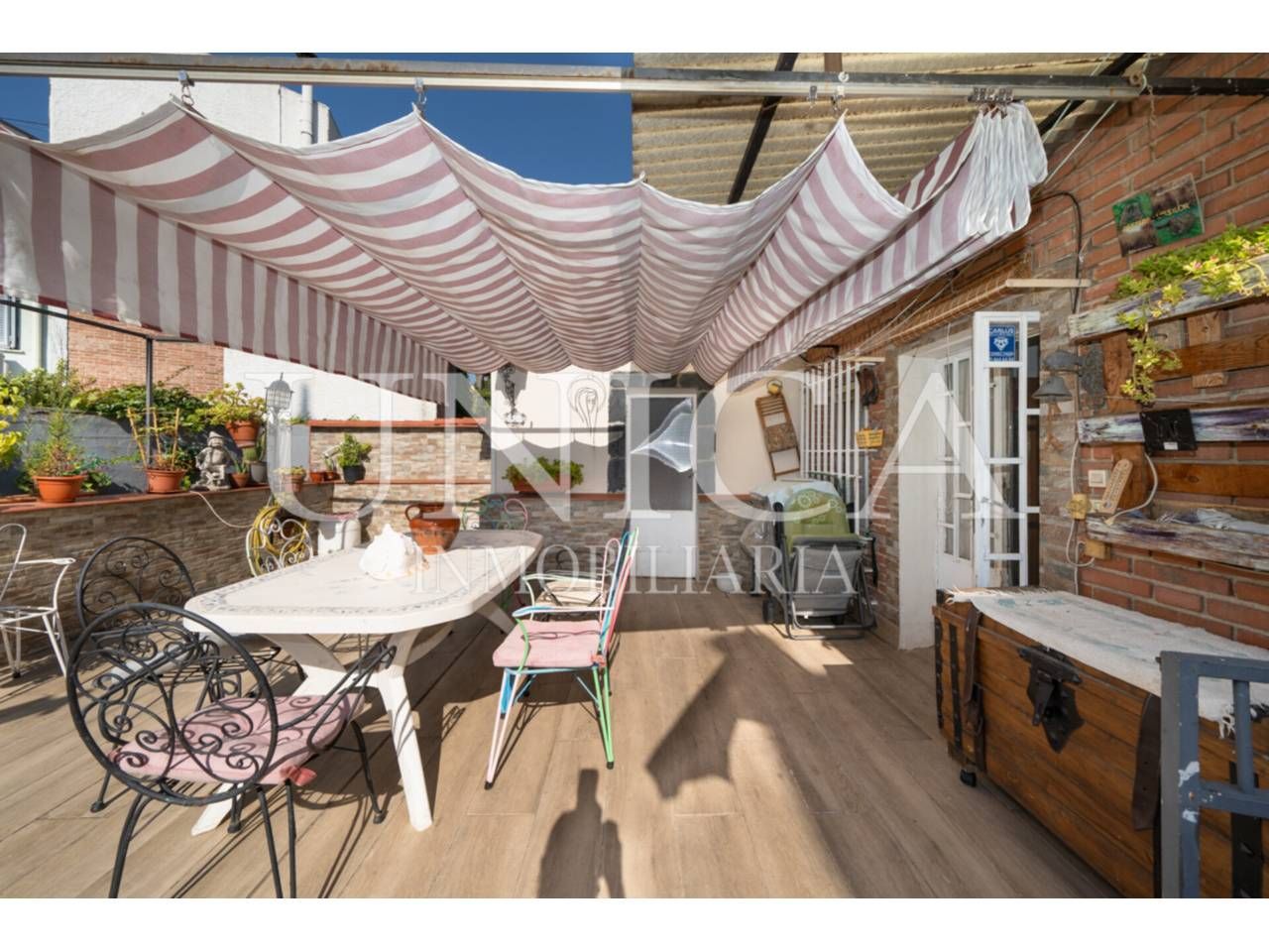 Terrace of Single-family semi-detached for sale in  Madrid Capital  with Air Conditioner, Heating and Private garden