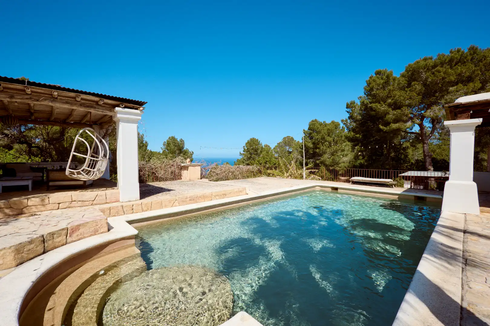 Piscina de Finca rústica en venda en Sant Joan de Labritja amb Aire condicionat, Jardí privat i Parquet