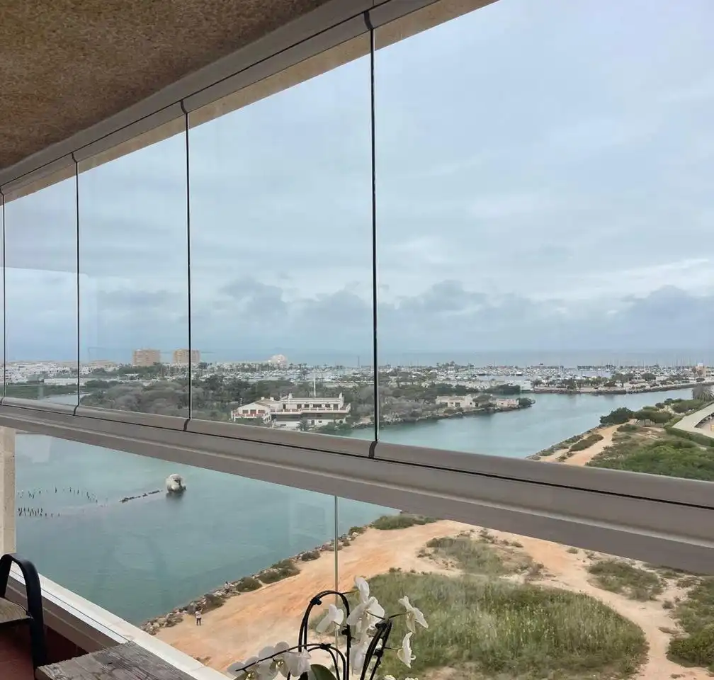 Terraza de Ático en venta en La Manga del Mar Menor con Aire acondicionado, Terraza y Piscina