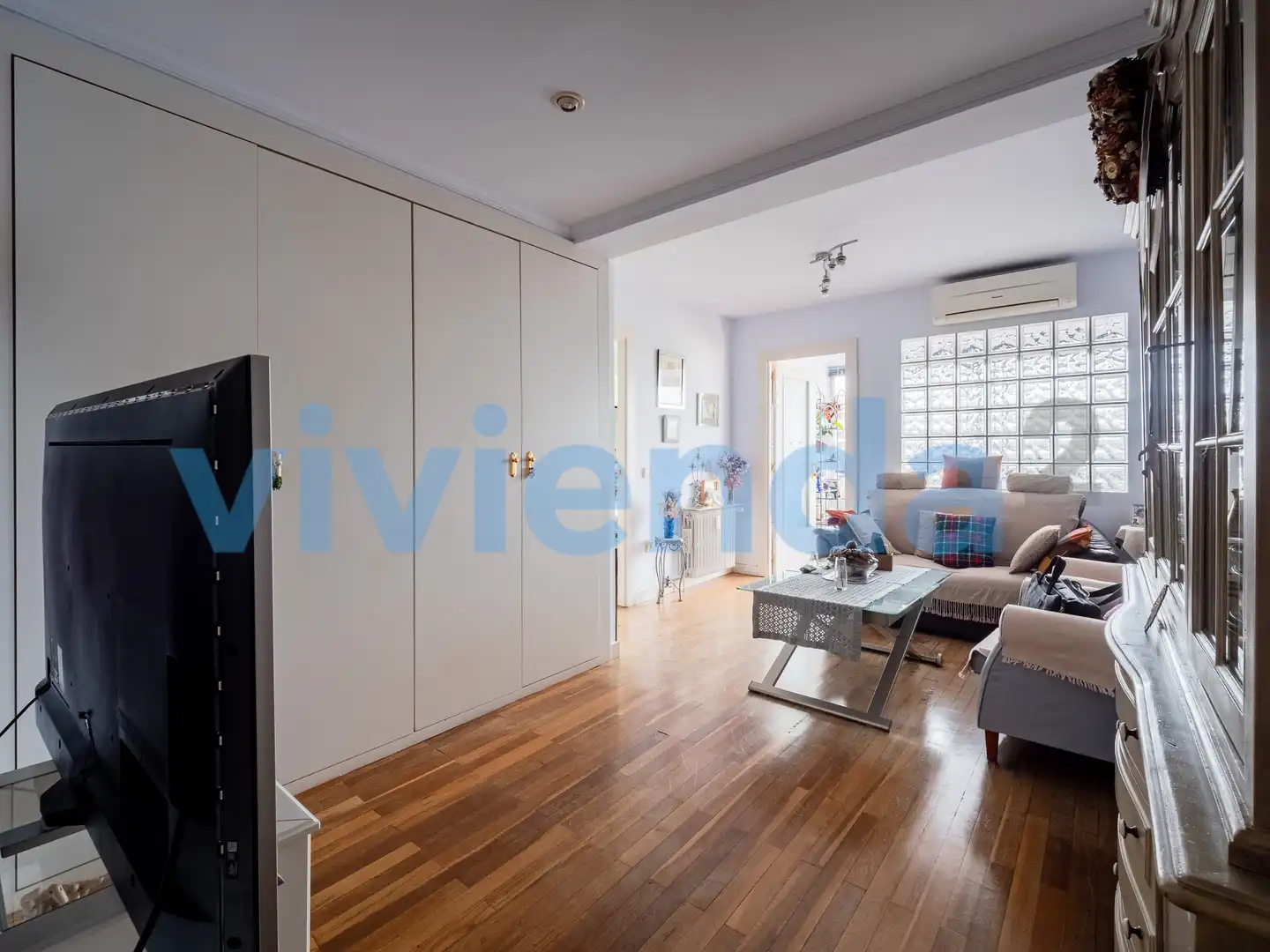 Living room of Flat for sale in Madrid  with Air Conditioner, Heating and Terrace