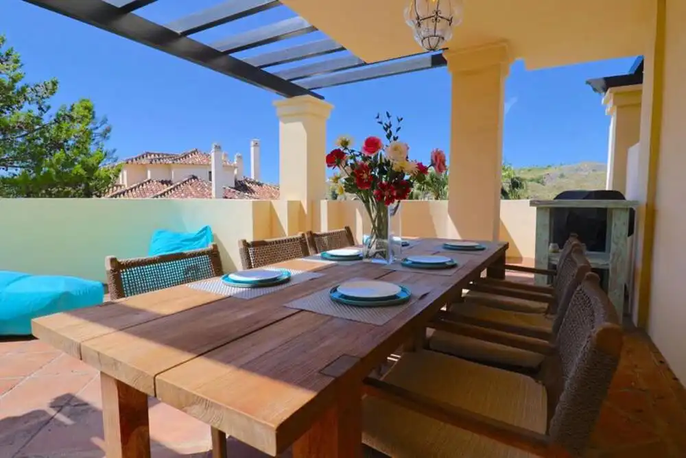 Apartamento con piscina en venta en Los Arqueros  - Puerto del Almendro