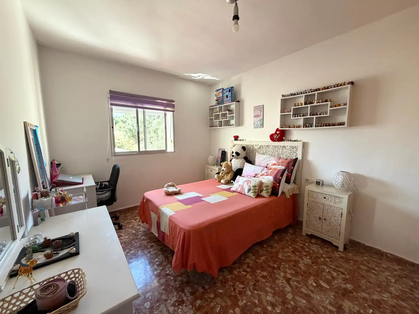 Dormitori de Pis en venda en Álora amb Terrassa i Moblat