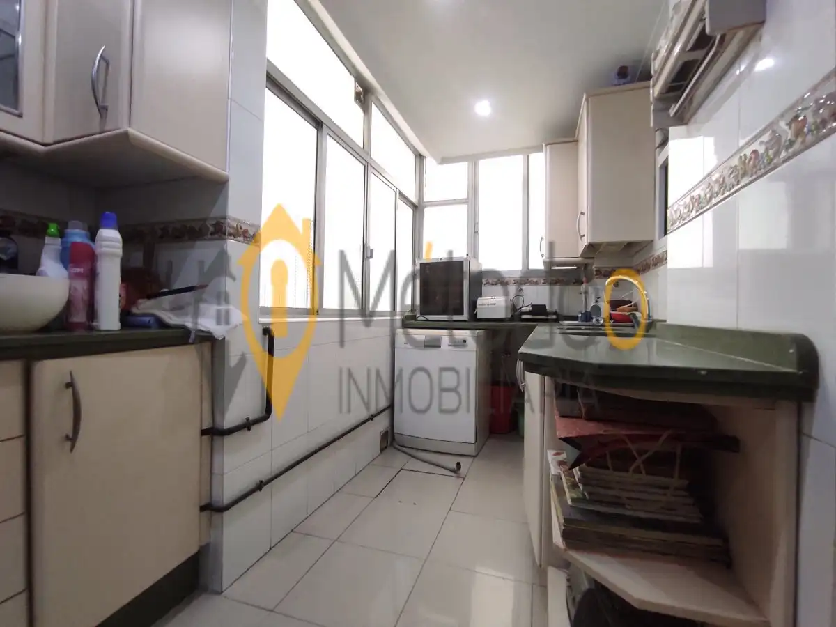 Kitchen of Flat for sale in Sevilla  with Air Conditioner, Terrace and Balcony