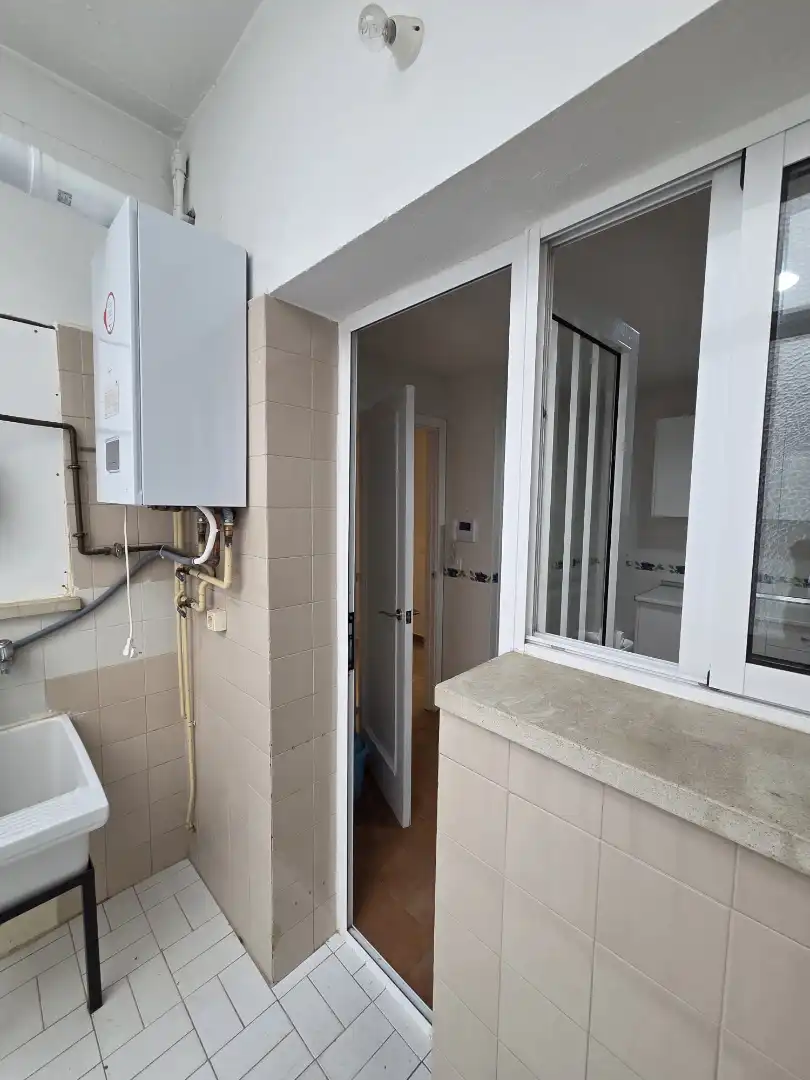 Bathroom of Flat for rent in Badajoz  with Air Conditioner, Heating and Terrace
