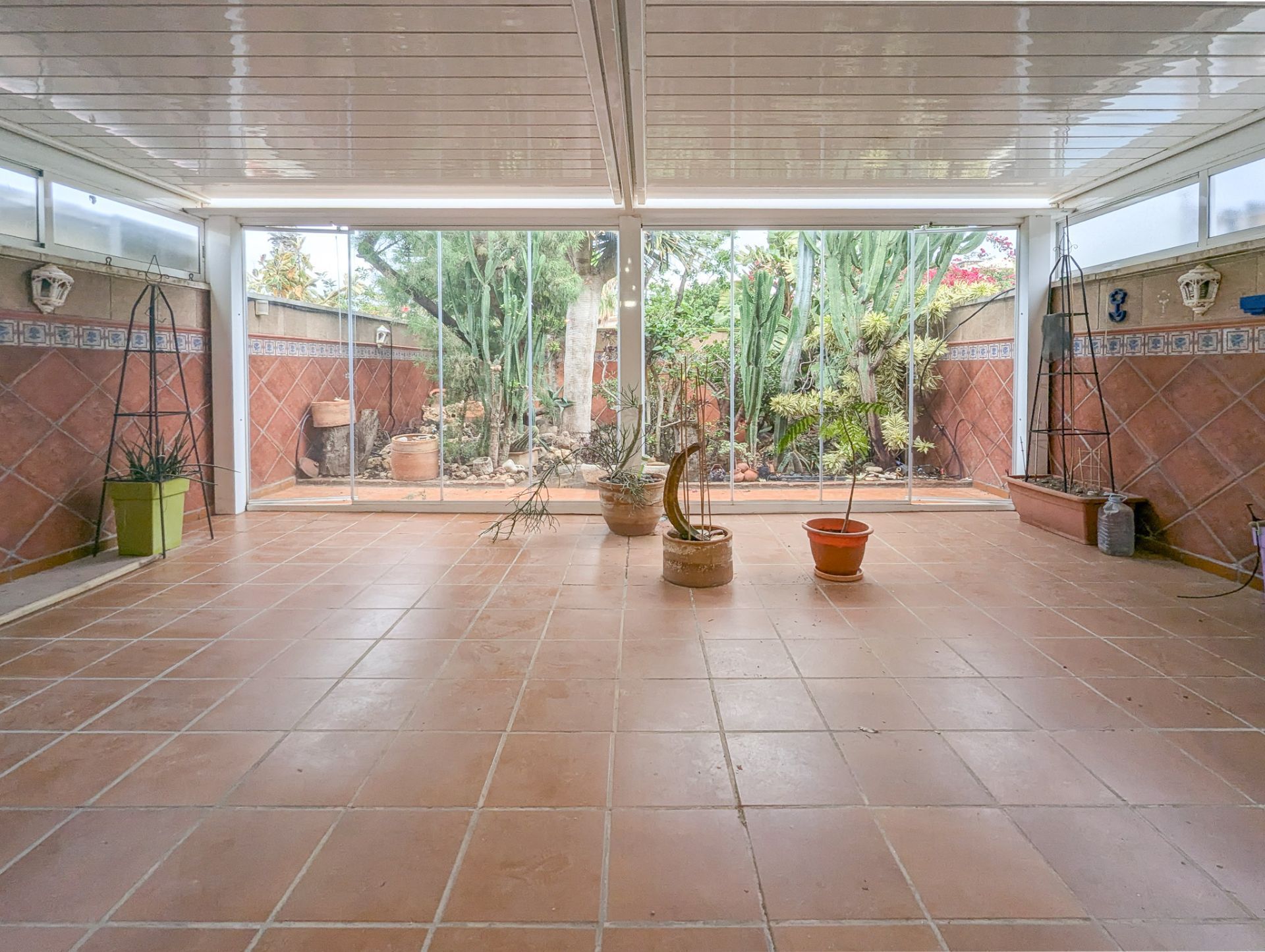 Garden of House or chalet for sale in  Melilla Capital  with Air Conditioner, Private garden and Storage room