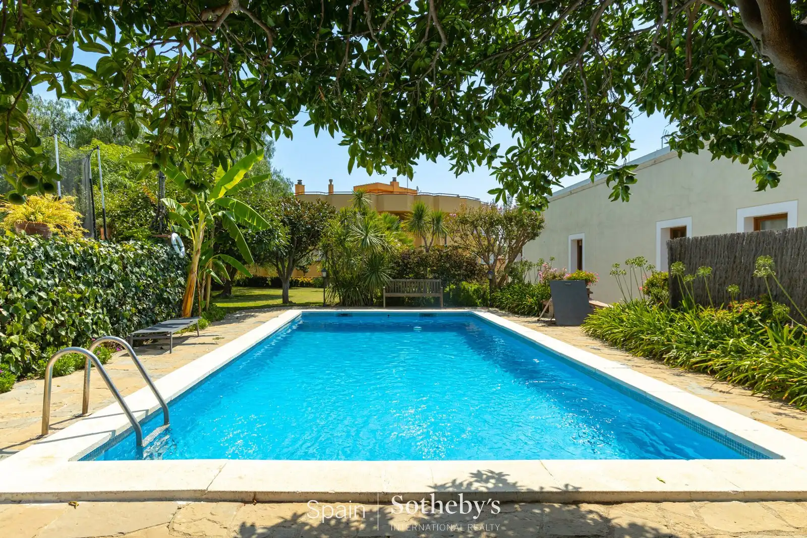 Piscina de Casa o chalet en venta en Cabrera de Mar con Calefacción, Jardín privado y Trastero
