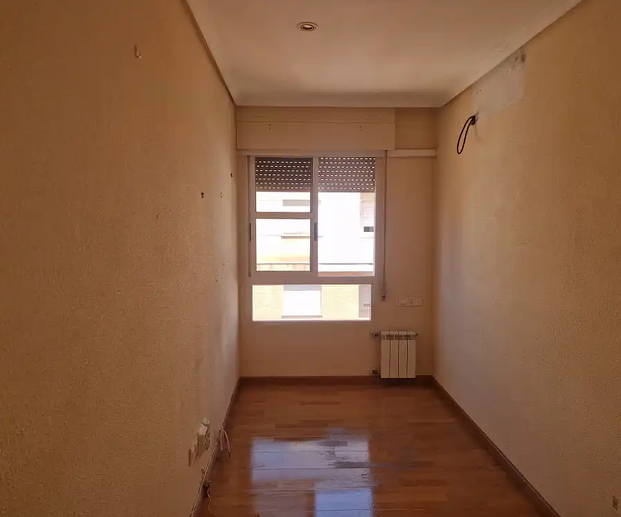 Flat for sale in Av. Amalio Gimeno, imagen 4