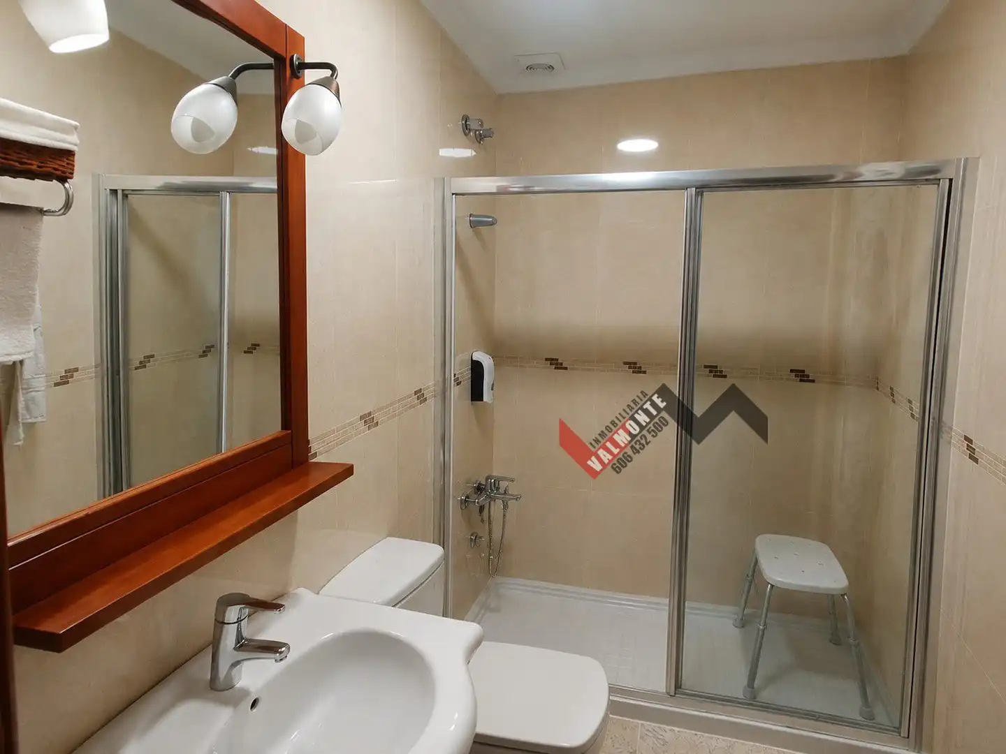 Bany de Casa o xalet en venda en Roquetas de Mar amb Aire condicionat, Calefacció i Terrassa