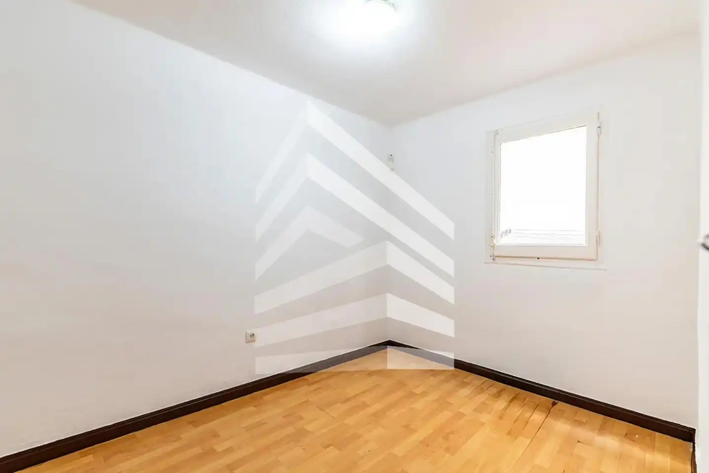 Habitación de Piso en venta en Badalona con Parquet