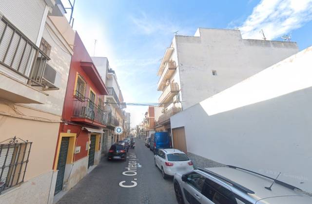 Piso en Venta en Calle Ortega y Gasset en La Plata