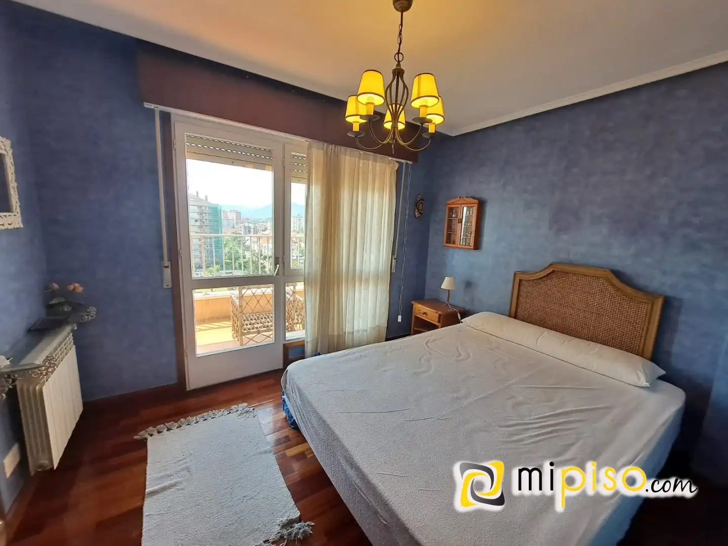 Bedroom of Flat for rent in Laredo  with Terrace and Furnished