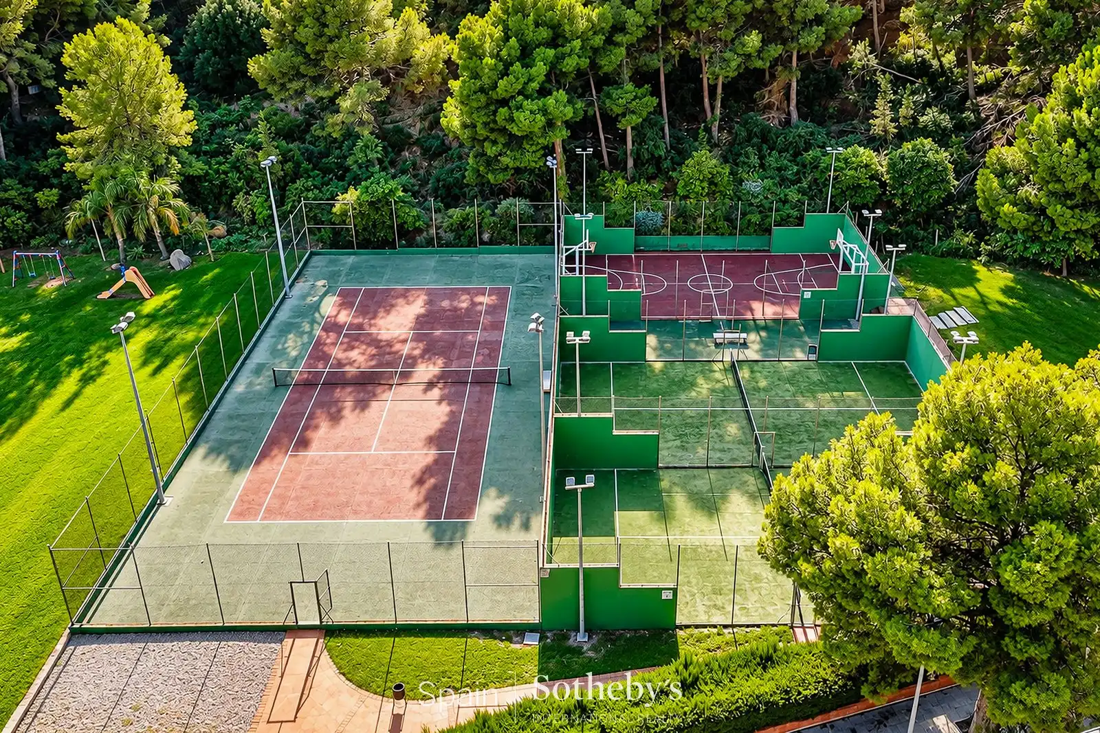 Dúplex con piscina en venta en Les Botigues de Sitges, imagen 34