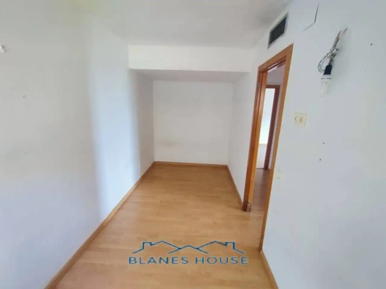 Flat with terrace for sale in Calle MONTBLANC 3, imagen 8