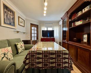 Sala d'estar de Pis en venda en  Sevilla Capital amb Aire condicionat, Terrassa i Moblat