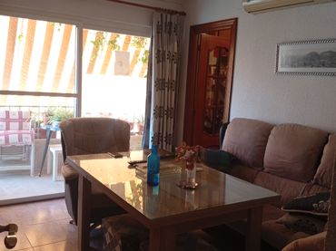 Flat with balcony for sale in Calle Hernán Cortés