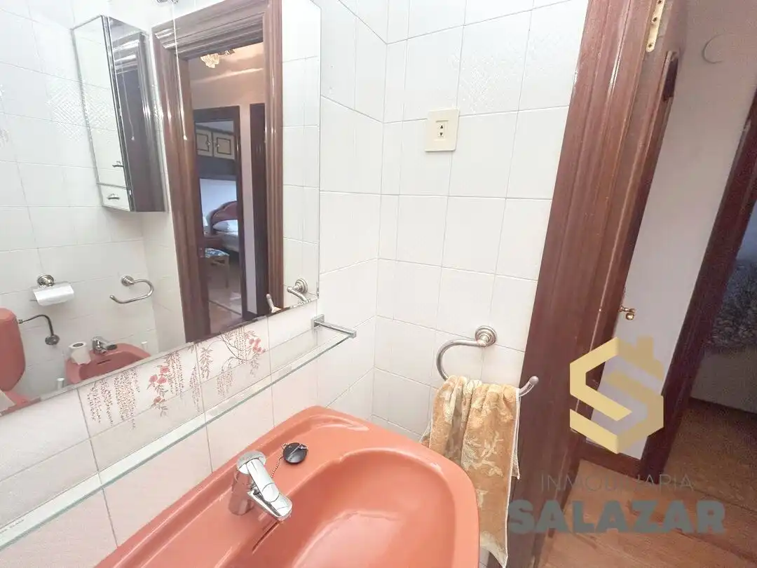 Baño de Piso de alquiler en Bilbao  con Calefacción y Terraza