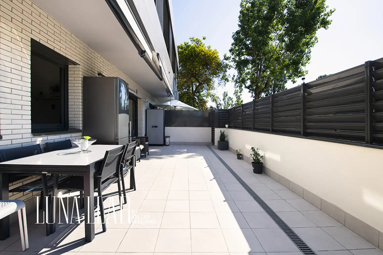 Terrasse von Wohnung zum Verkauf in Gavà mit Klimaanlage, Privatgarten und Parkett