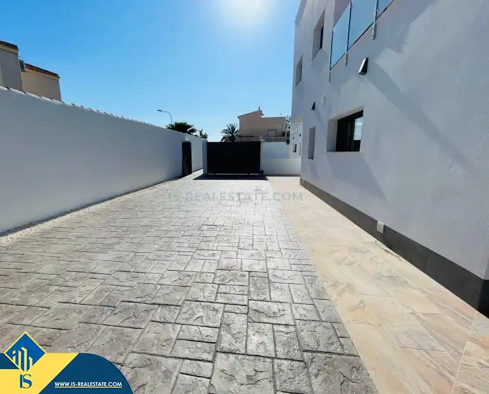 Villa mit Pool zum Verkauf in Nueva Torrevieja - Aguas Nuevas, imagen 10