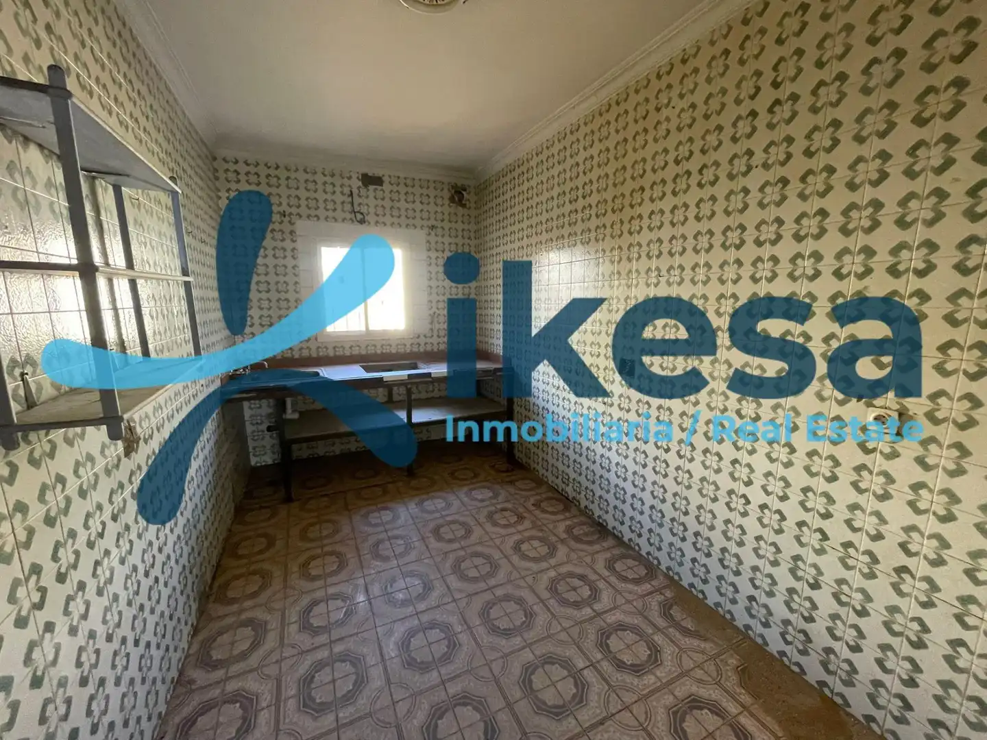 Cuina de Casa adosada en venda en Villamanrique de la Condesa amb Jardí privat i Terrassa