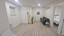 Apartament en venda en Ourense Capital  amb Calefacció, Parquet i Moblat