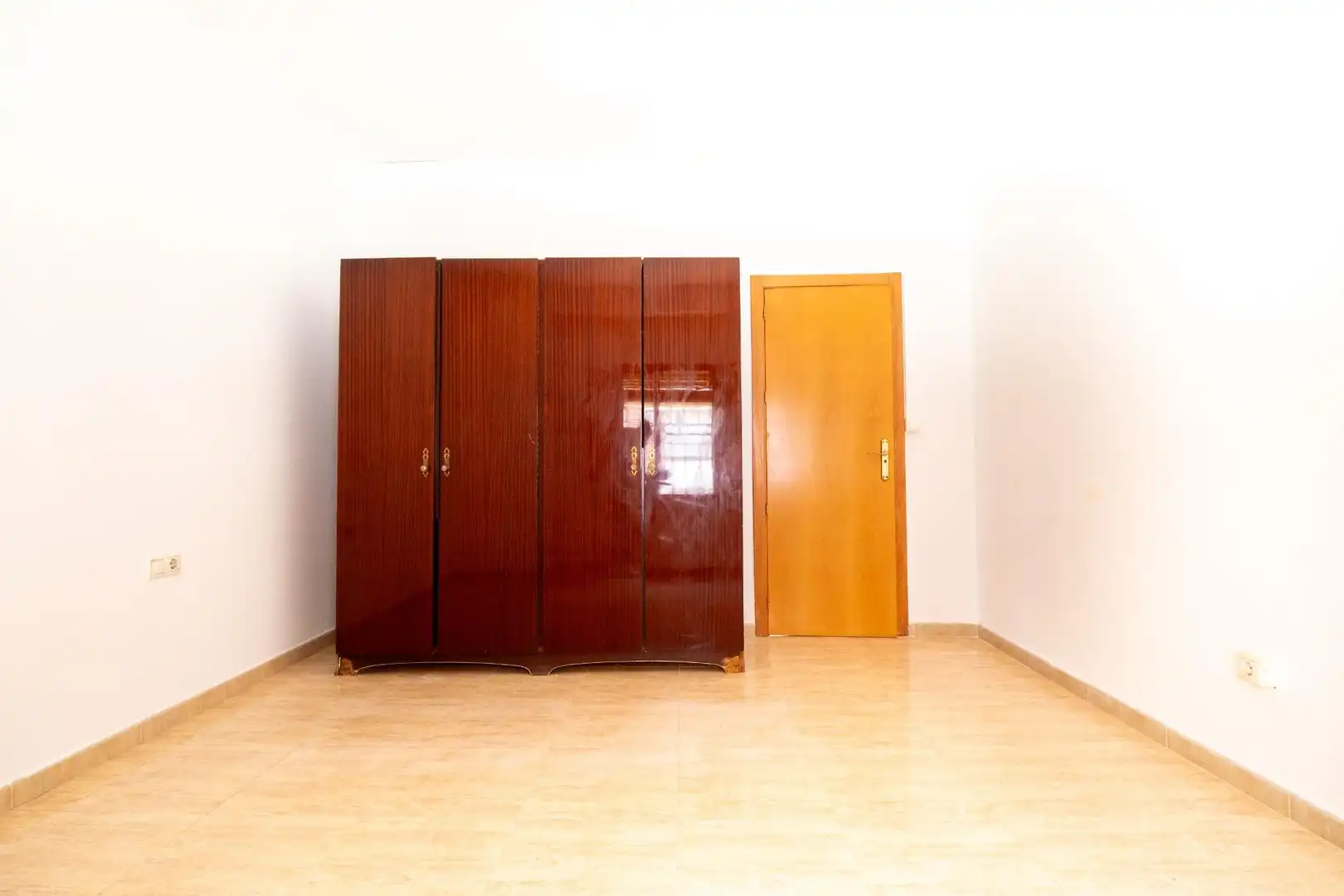 Schlafzimmer von Erdgeschoss zum Verkauf in Cieza mit Terrasse