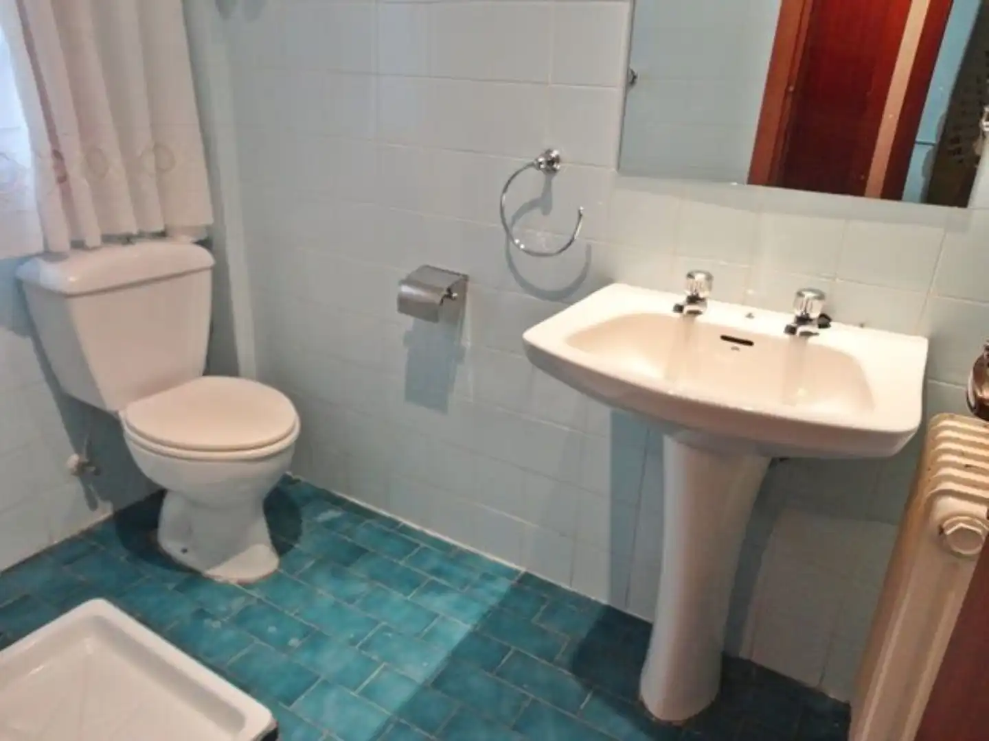 Bathroom of Houses for sale in Salas de los Infantes  with Heating and Private garden
