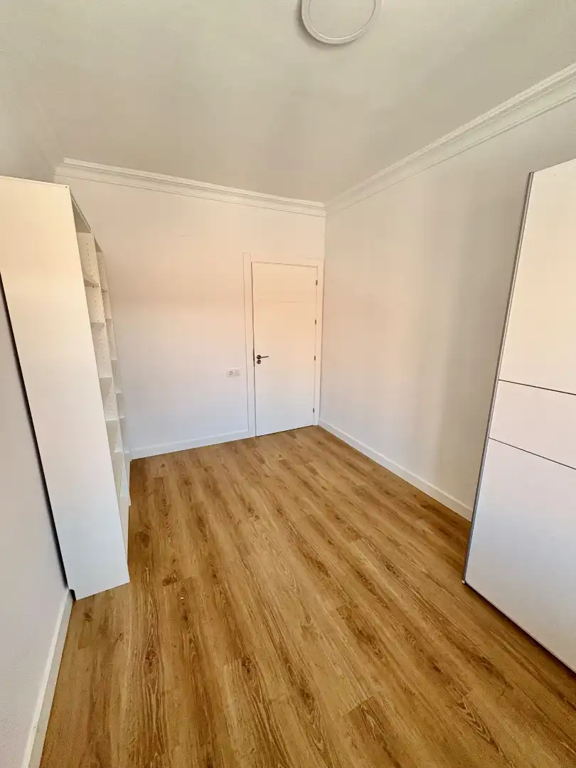 Habitación de Piso de alquiler en Plasencia con Aire acondicionado, Terraza y Amueblado