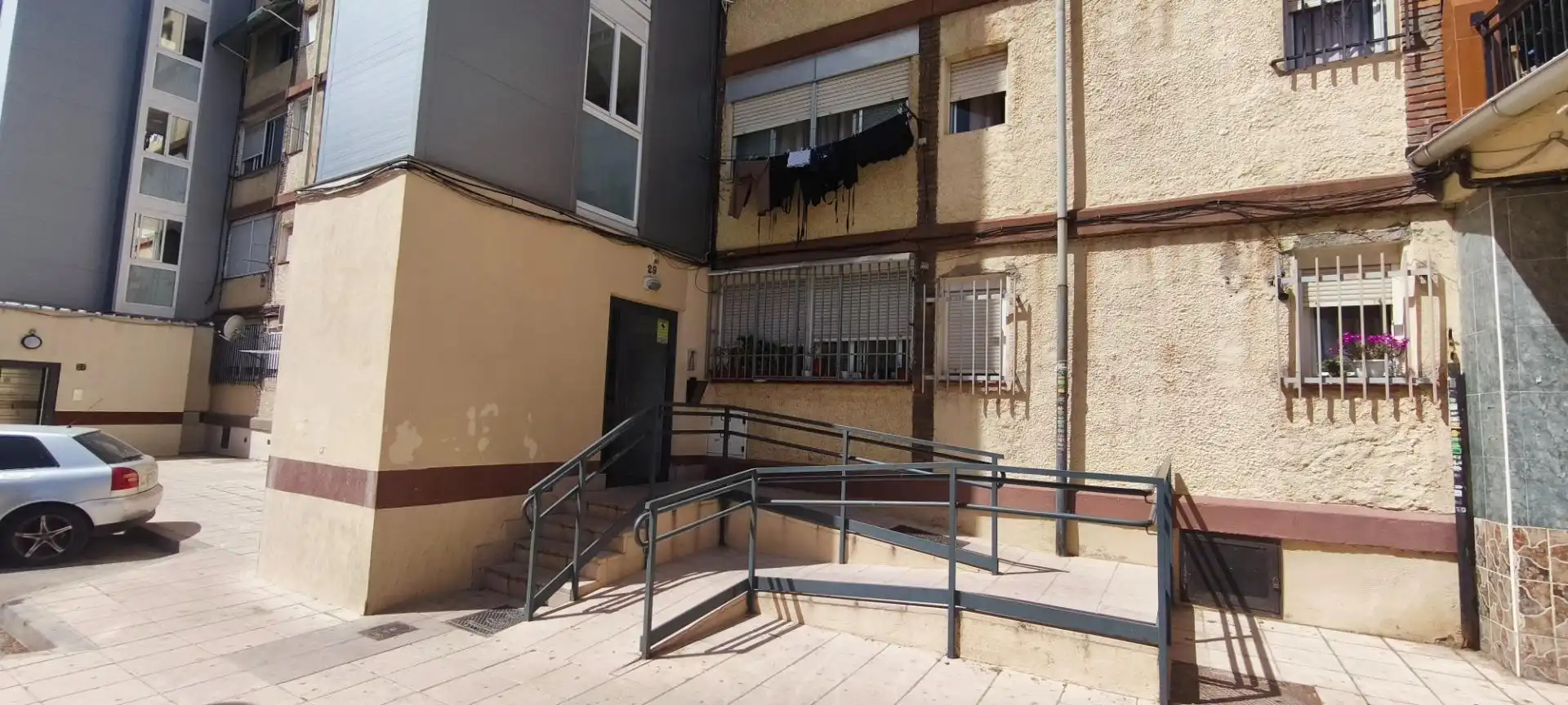 Außenansicht von Wohnungen zum Verkauf in Madrid