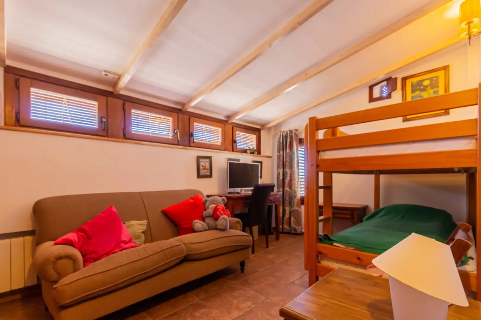 Habitación de Casa o chalet en venta en La Nucia con Calefacción, Jardín privado y Terraza