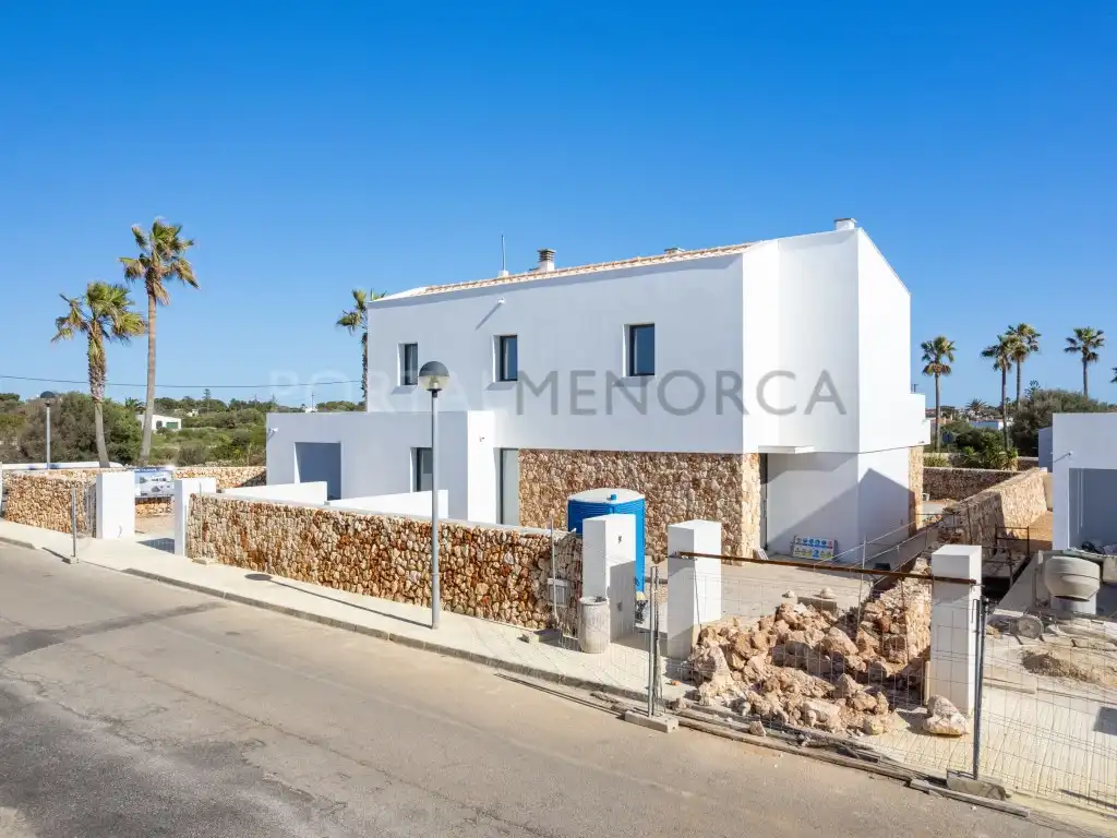 Vista exterior de Casa o chalet en venta en Ciutadella de Menorca con Piscina