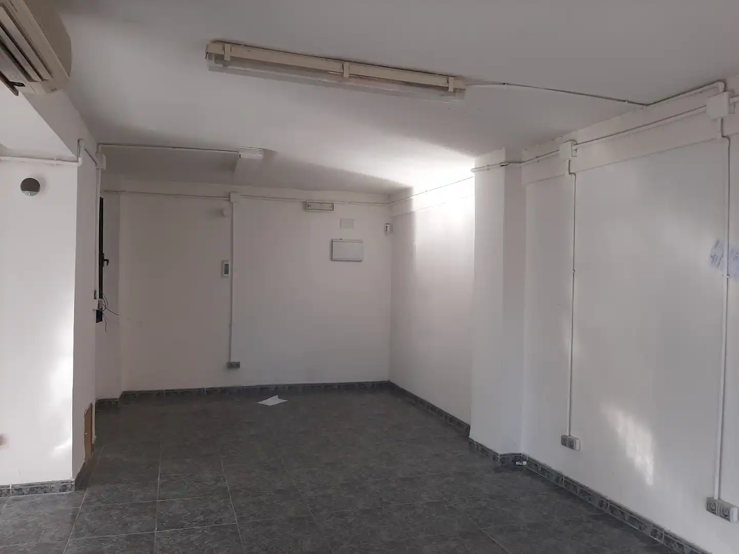 Local comercial de lloguer a Chorrillo, imagen 3