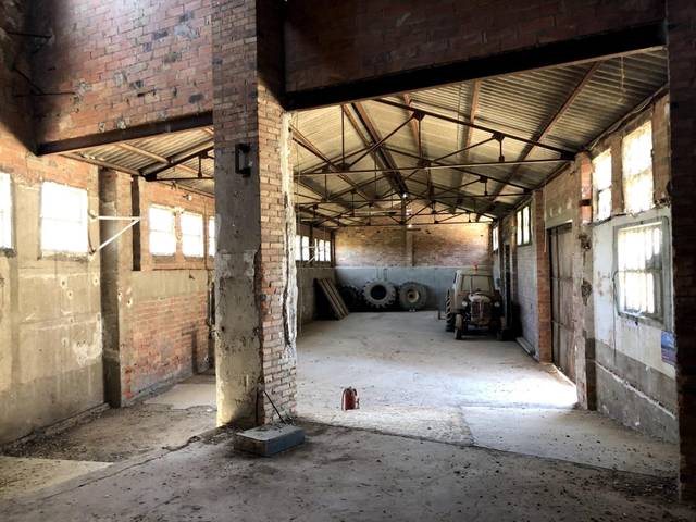 Nave industrial en Alquiler en Polígono LES PLANES , 141 en Bellvís